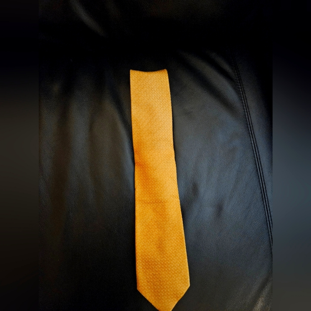 Venezia yellow silk tie